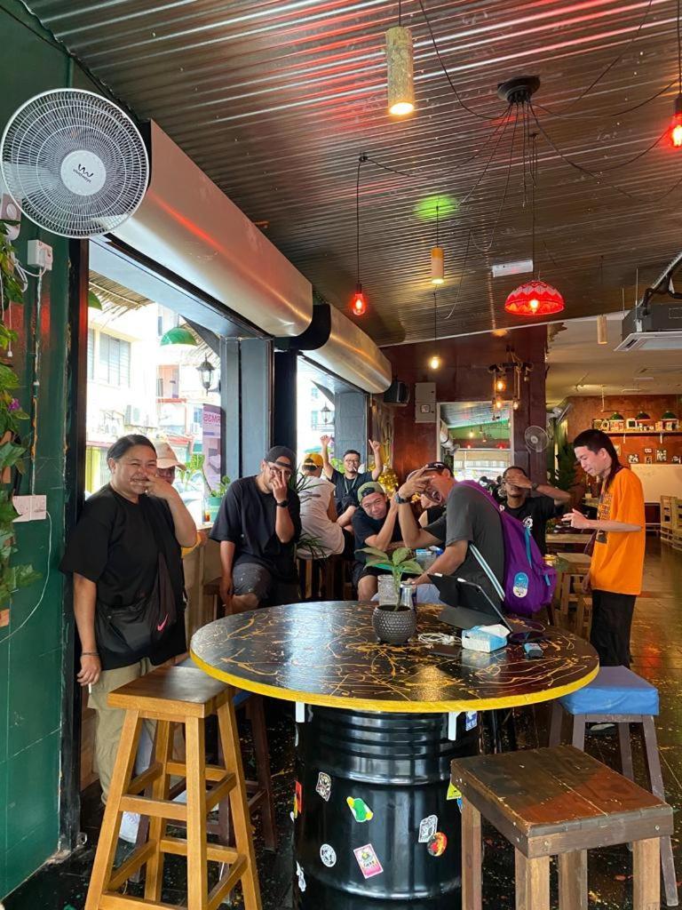H2 Worldpackers , The Social Hotel Kota Kinabalu Ngoại thất bức ảnh